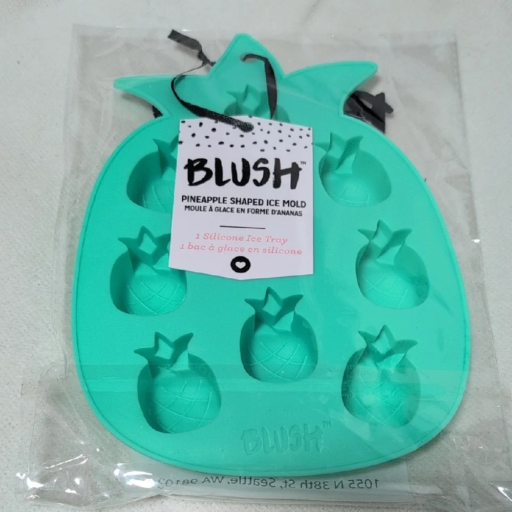 Blush Pineapple Silicone Ice Tray
